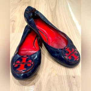 Authentic Tory Burch ballet flat navy patent size 6.5